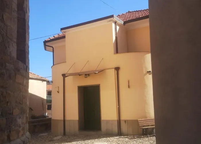 Casa Al Teatro Diano Castello